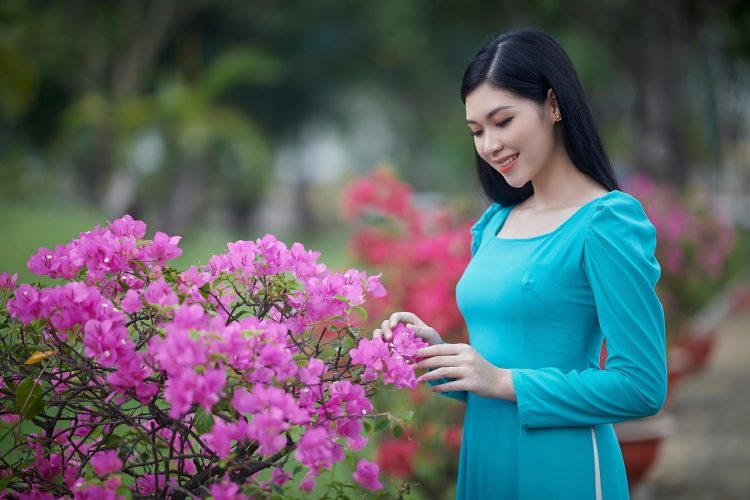 মেয়েদের ইমপ্রেস করার কমেন্ট