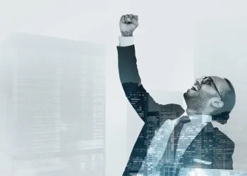 সফলতা নিয়ে স্ট্যাটাস