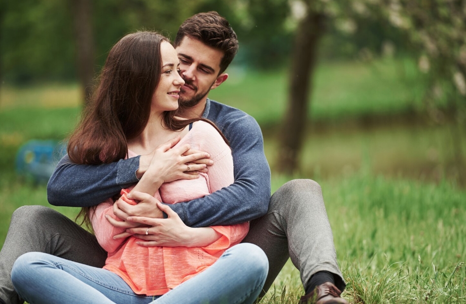 প্রিয় মানুষকে নিয়ে ক্যাপশন লেখার টিপস