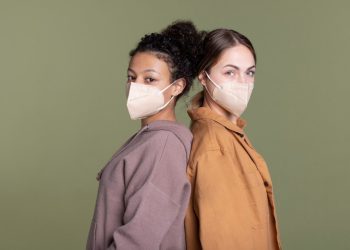 মুখোশধারী মানুষ নিয়ে উক্তি